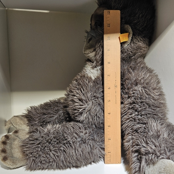 Plush Steiff Gray "Punch " Monkey Stuffed Cuddle Toy Plushie. Looks Like Punch - Picture 5 of 6